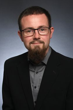 Jason Kraft | Aufbahrung, Dekoration, Leitung und Durchführung von Beerdigungen Einbettung und Überführung von Verstorbenen Hygienische Versorgung Grabherstellung einschl. Aushub und Verfüllung Umbettungen Herstellung von Grabkreuzen beschäftigt seit Jason Kraft | Aufbahrung, Dekoration, Leitung und Durchführung von Beerdigungen Einbettung und Überführung von Verstorbenen Hygienische Versorgung Grabherstellung einschl. Aushub und Verfüllung Umbettungen Herstellung von Grabkreuzen beschäftigt seit 01.03.2022